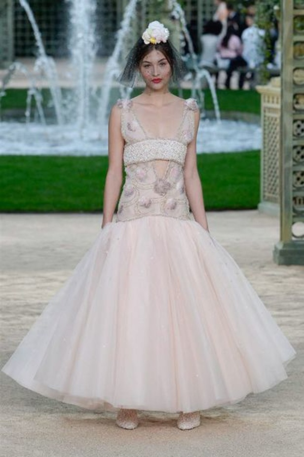 مجموعة شانيل للهوت كوتور لموسم ربيع وصيف 2018