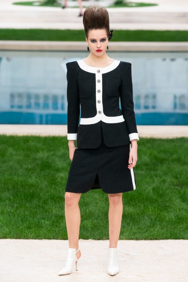 عرض "شانيل" Chanel لربيع وصيف 2019 للهوت كوتور !