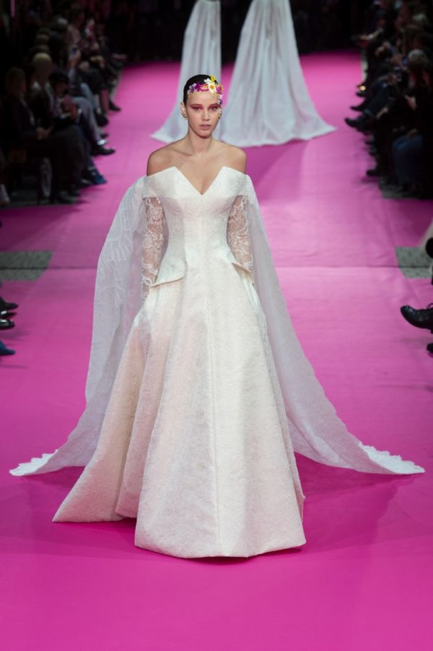 عرض أزياء Alexis Mabille لربيع 2019