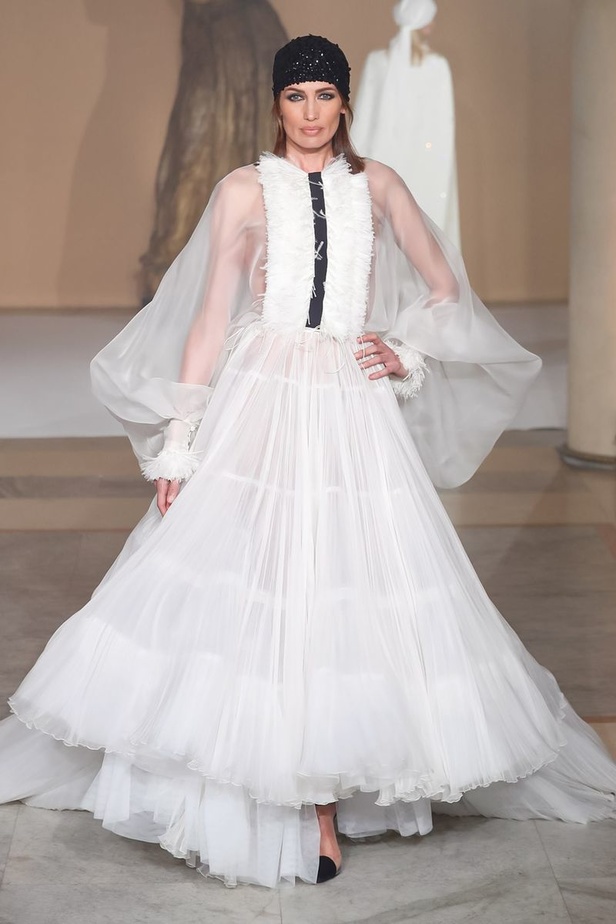 مجموعة ستيفان رولاند للهوت كوتور لموسم ربيع وصيف 2019