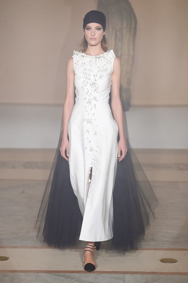 مجموعة ستيفان رولاند للهوت كوتور لموسم ربيع وصيف 2019