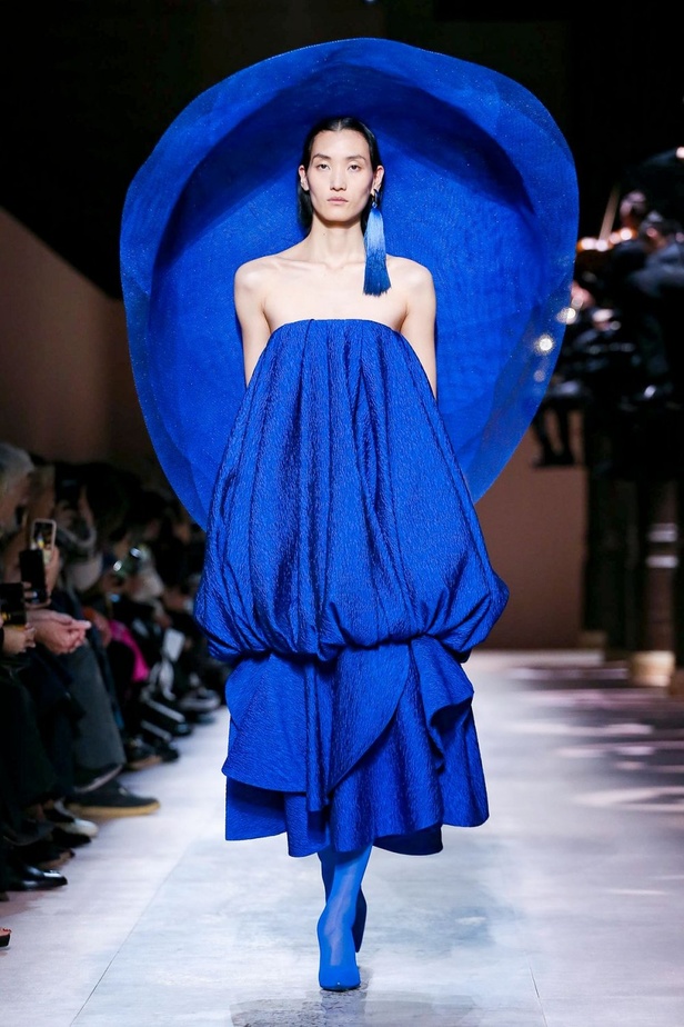 عرض أزياء Givenchy جيفنشي لـ haute couture لربيع وصيف 2020