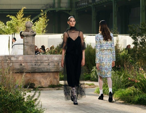 مجموعة CHANEL لربيع – صيف 2020 للأزياء الراقية