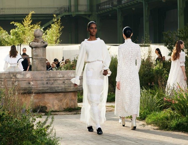 مجموعة CHANEL لربيع – صيف 2020 للأزياء الراقية