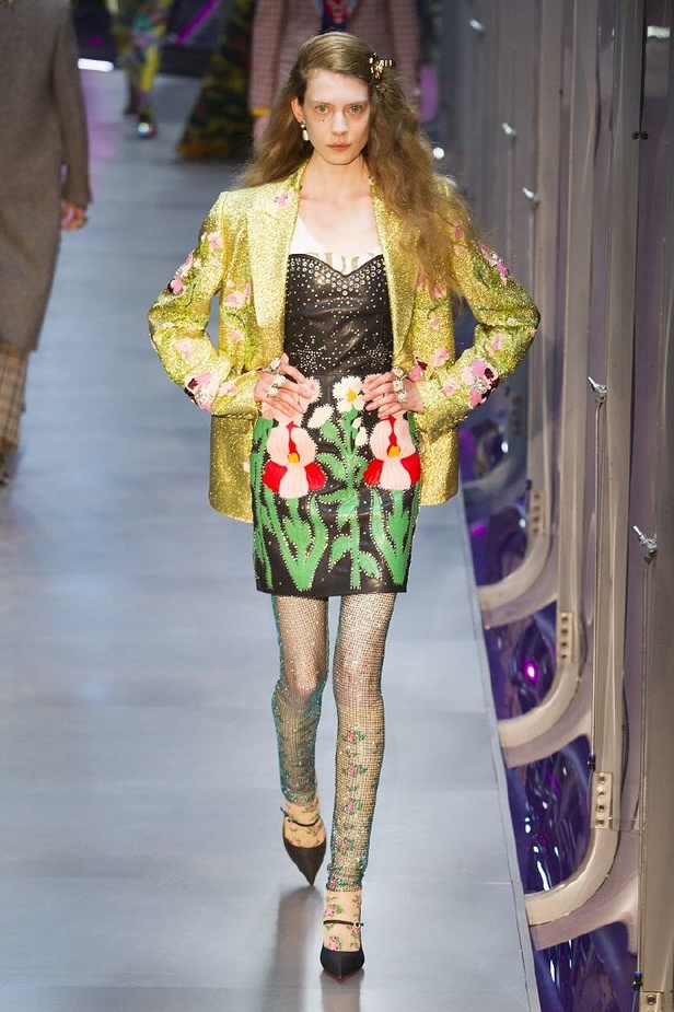 الازياء المشجرة بالوان مبهجة احدث موضة من دار غوتشي في شتاء 2018