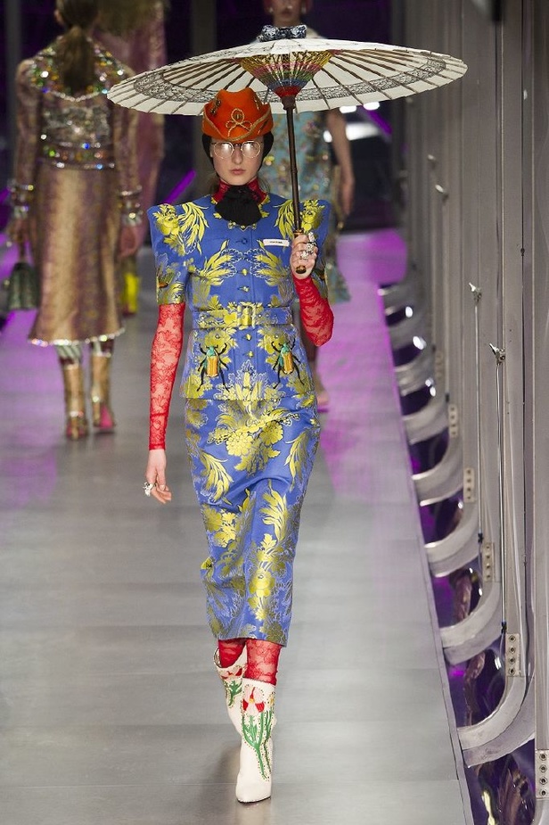 الازياء المشجرة بالوان مبهجة احدث موضة من دار غوتشي في شتاء 2018