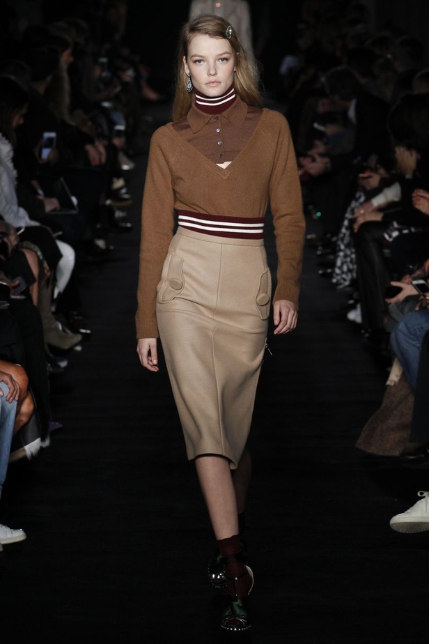 مجموعة دار N.21  لموسم خريف وشتاء 2017-2018