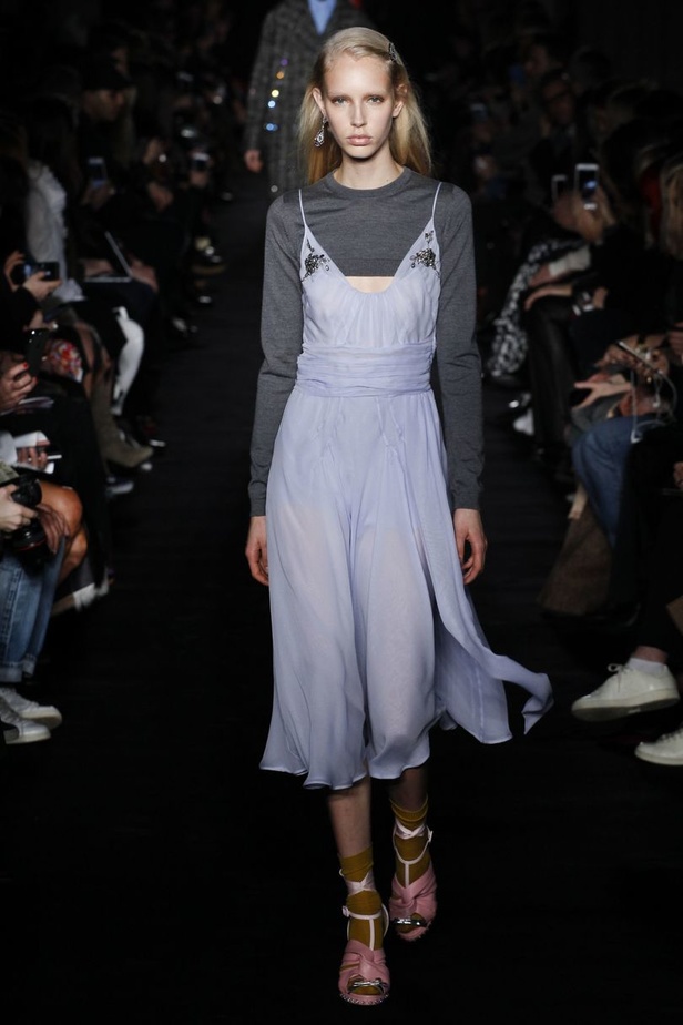 مجموعة دار N.21  لموسم خريف وشتاء 2017-2018