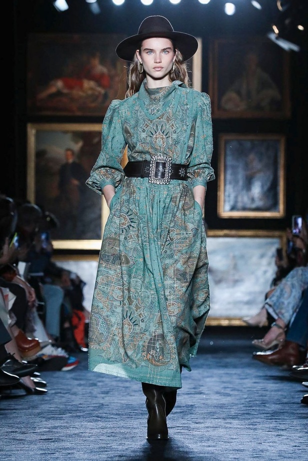 مجموعة إيترو ETRO لخريف وشتاء 2020-2021 خلال اسبوع الموضة في ميلانو