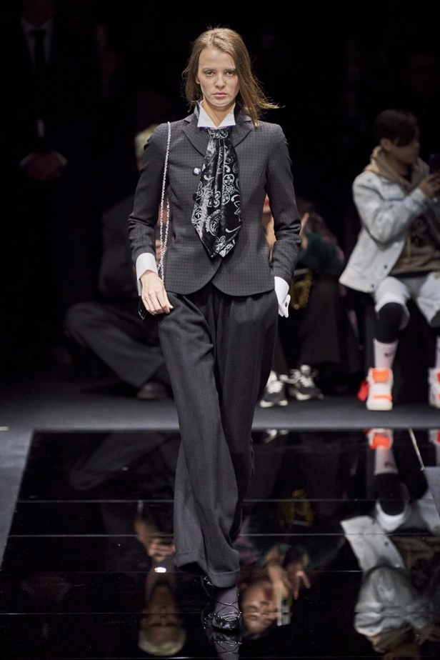 مجموعة امبريو أرماني  EMPORIO ARMANI لخريف وشتاء 2020-2021