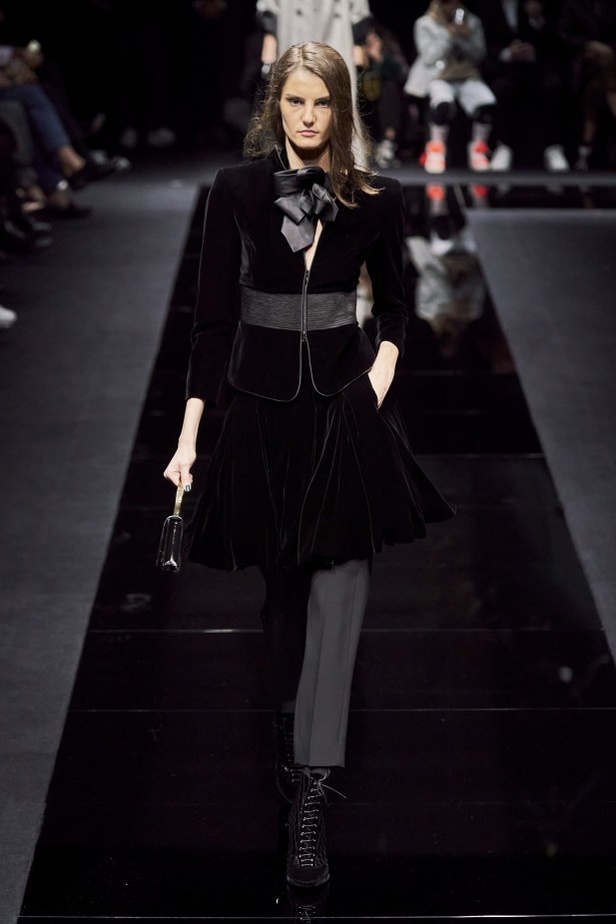 مجموعة امبريو أرماني  EMPORIO ARMANI لخريف وشتاء 2020-2021