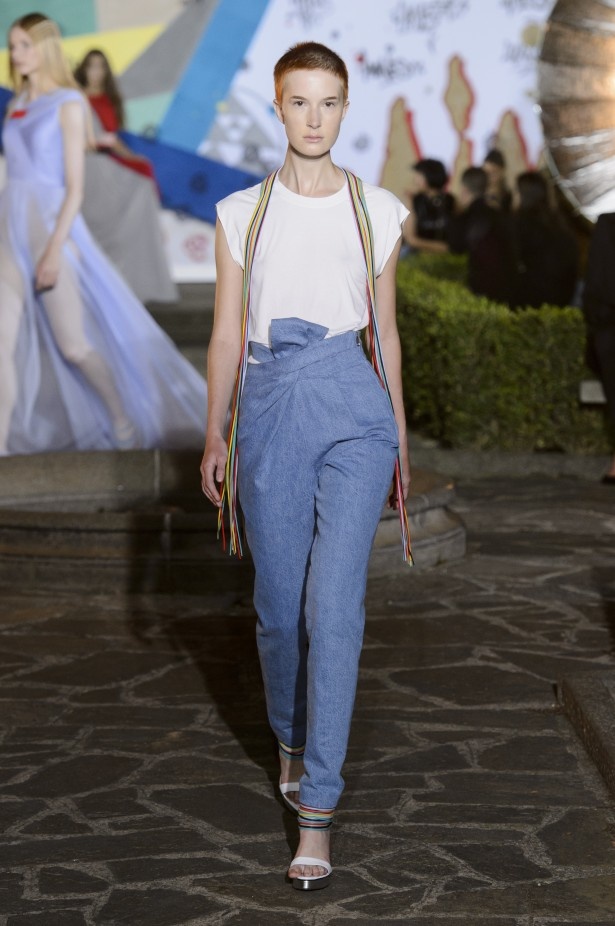 عرض أزياء فيونست لموسم ربيع 2018