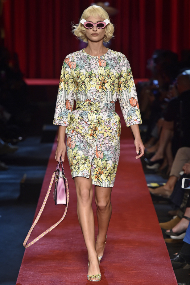 مجموعة Moschino لربيع وصيف ٢٠١٧!