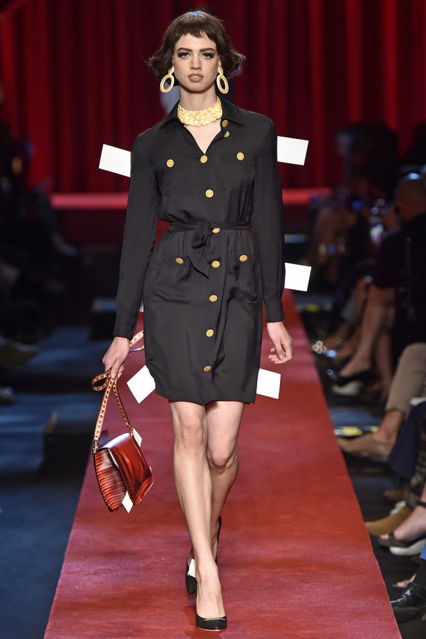 مجموعة Moschino لربيع وصيف ٢٠١٧!