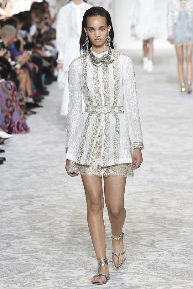 عرض أزياء “ايترو” Etro لربيع وصيف 2018 !