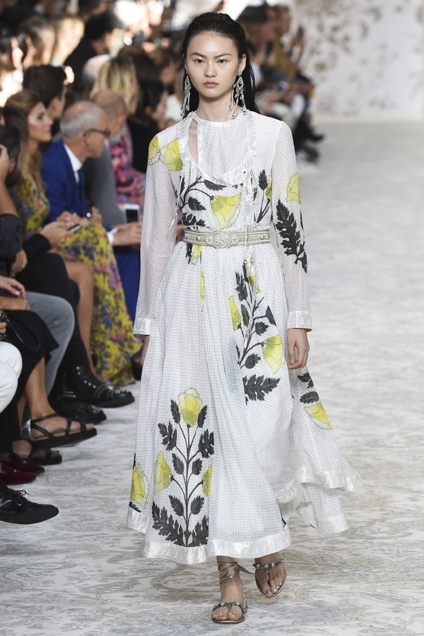 عرض أزياء “ايترو” Etro لربيع وصيف 2018 !