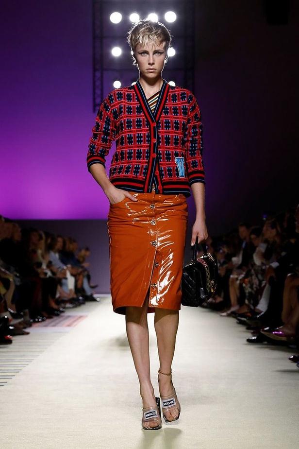 مجموعة فيرساتشي لموسم ربيع وصيف 2019