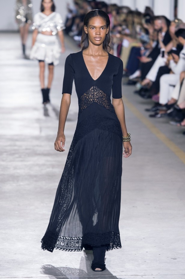 مجموعة Roberto Cavalli لربيع وصيف 2019