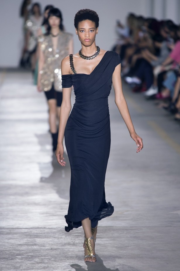 مجموعة Roberto Cavalli لربيع وصيف 2019