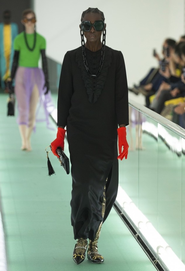 اسبوع الموضة في ميلان 2019 عرض أزياء GUCCI لربيع وصيف 2020