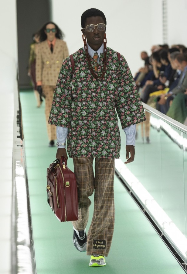 اسبوع الموضة في ميلان 2019 عرض أزياء GUCCI لربيع وصيف 2020