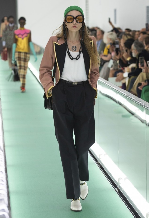 اسبوع الموضة في ميلان 2019 عرض أزياء GUCCI لربيع وصيف 2020