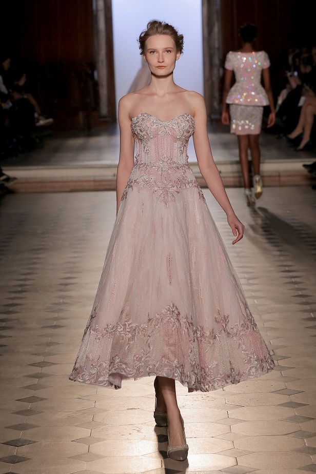 مجموعة الألبسة الراقية من طوني ورد لربيع 2017