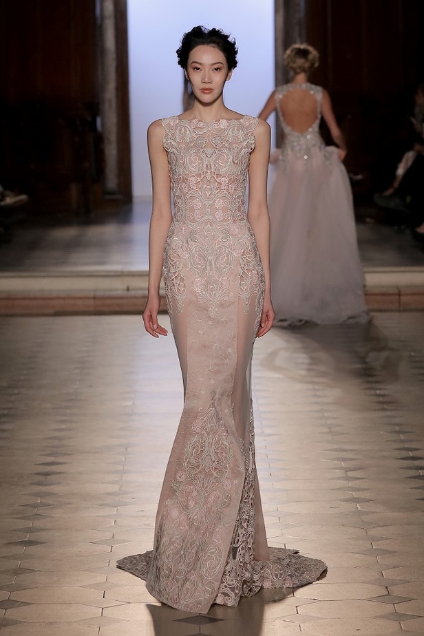 مجموعة الألبسة الراقية من طوني ورد لربيع 2017