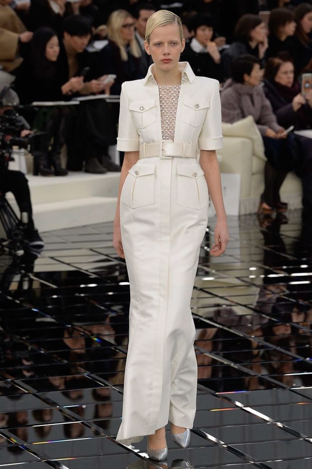 شاهدي مجموعة شانيل الراقية لصيف 2017