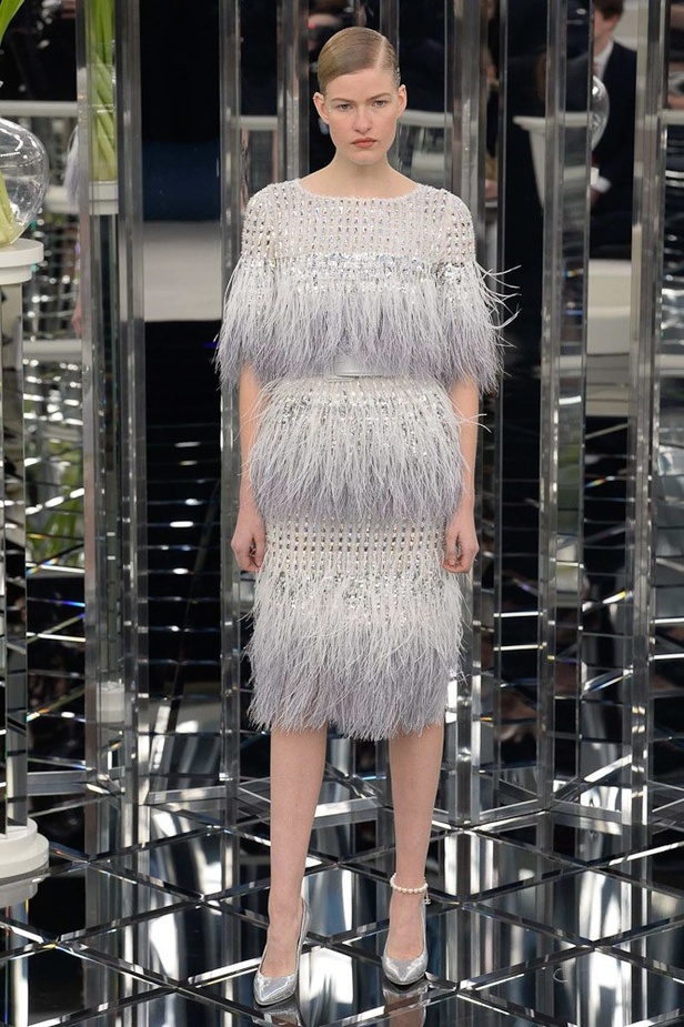 شاهدي مجموعة شانيل الراقية لصيف 2017