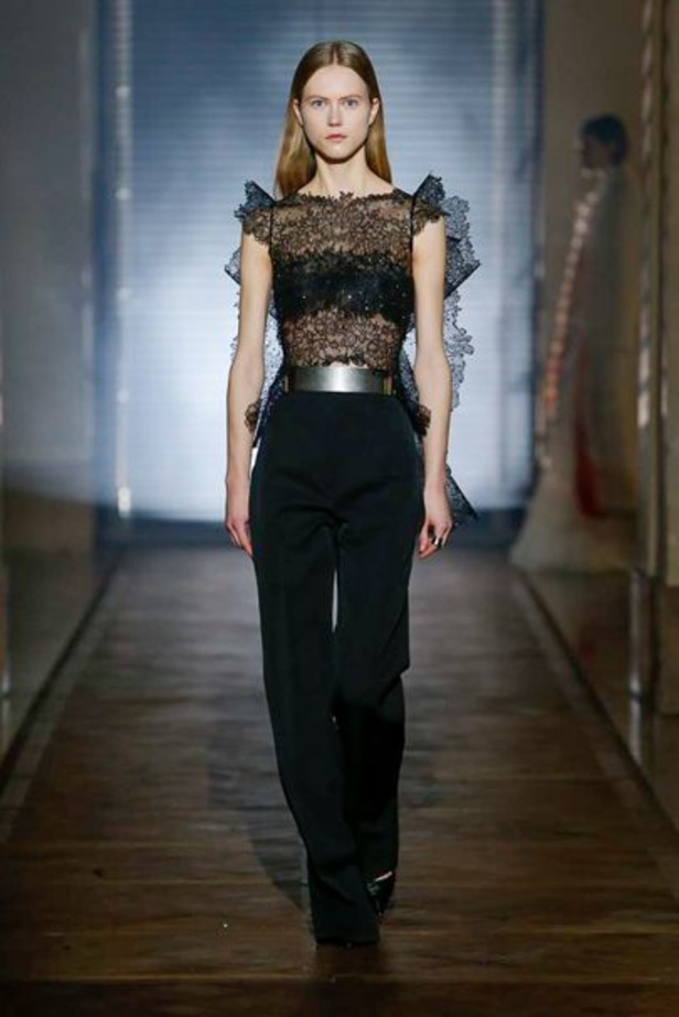 مجموعة Givenchy للهوت كوتور لموسم ربيع وصيف 2018