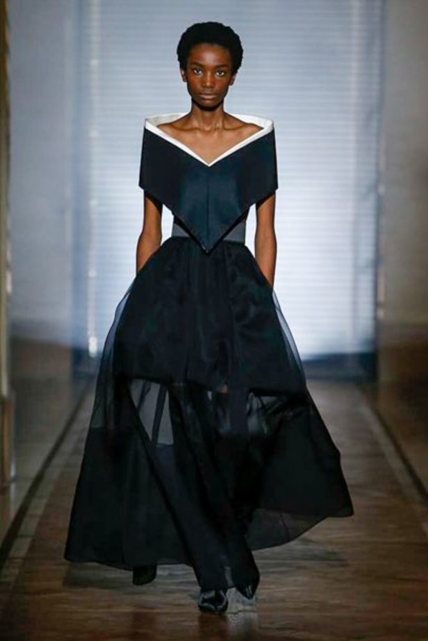 مجموعة Givenchy للهوت كوتور لموسم ربيع وصيف 2018