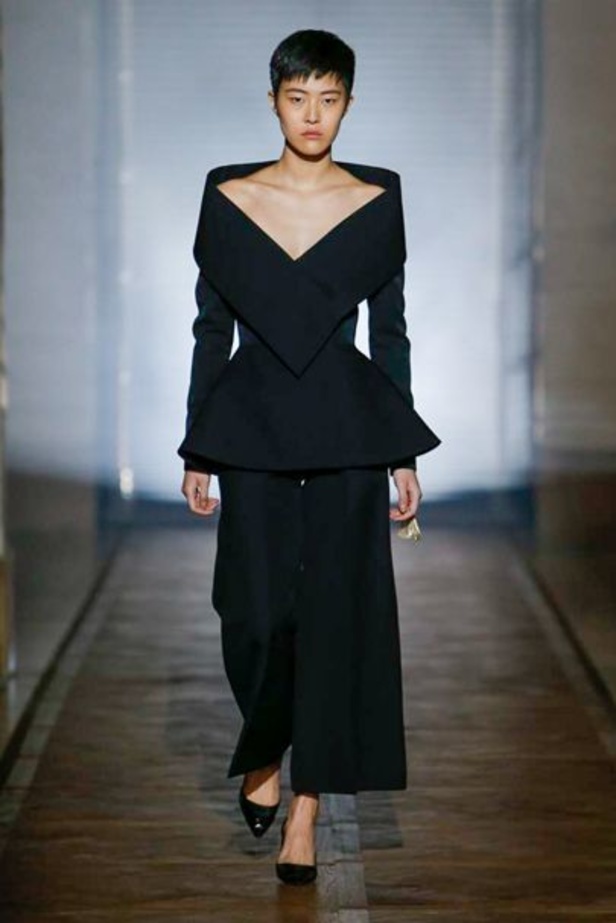 مجموعة Givenchy للهوت كوتور لموسم ربيع وصيف 2018