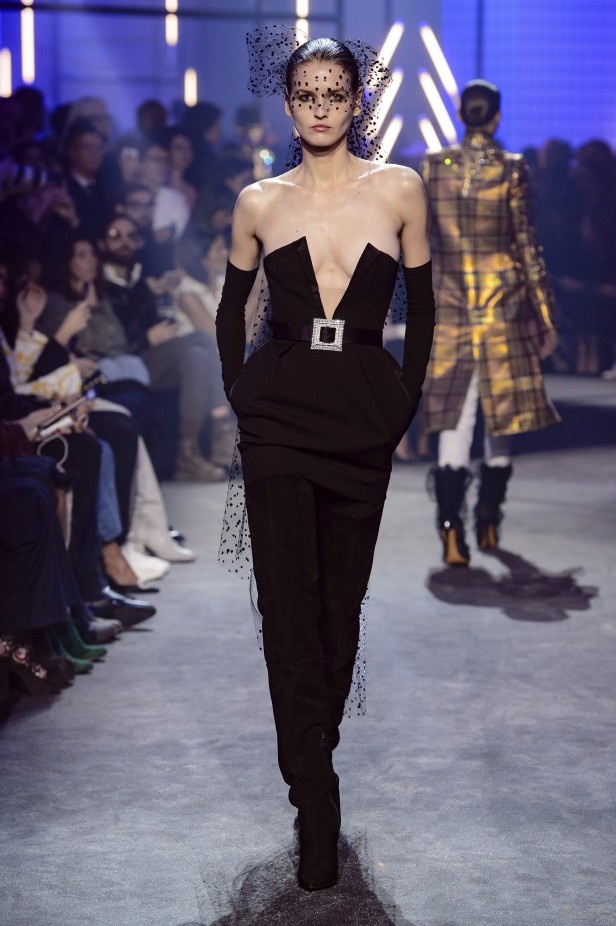 مجموعة Alexandre Vauthier للهوت كوتور لربيع وصيف 2018 