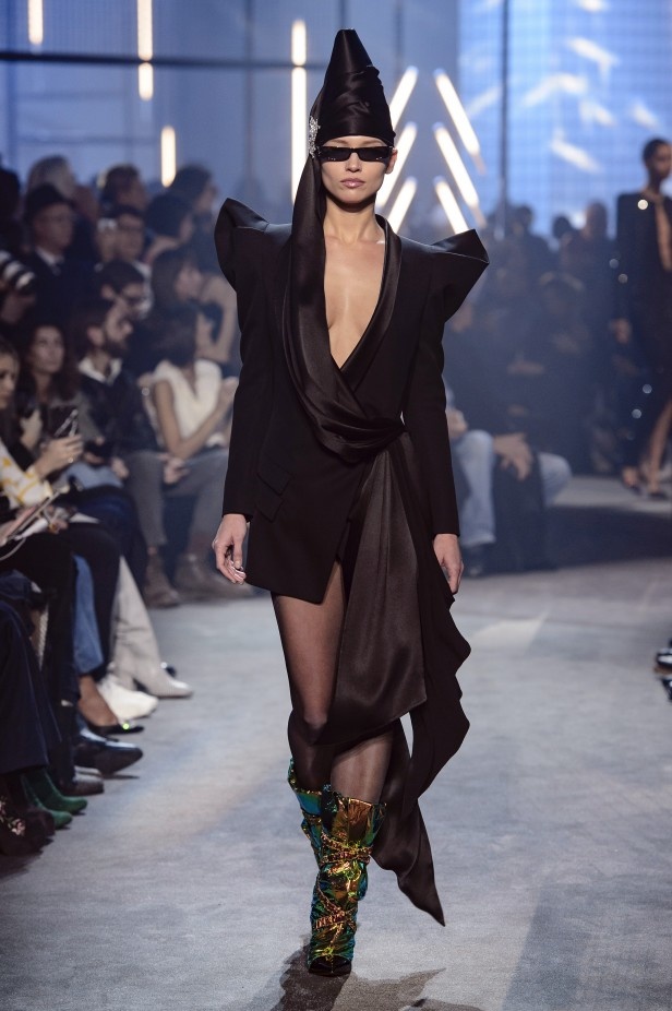 مجموعة Alexandre Vauthier للهوت كوتور لربيع وصيف 2018 