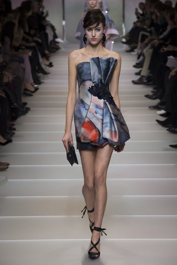 مجموعة Giorgio Armani للهوت كوتور لربيع وصيف 2018