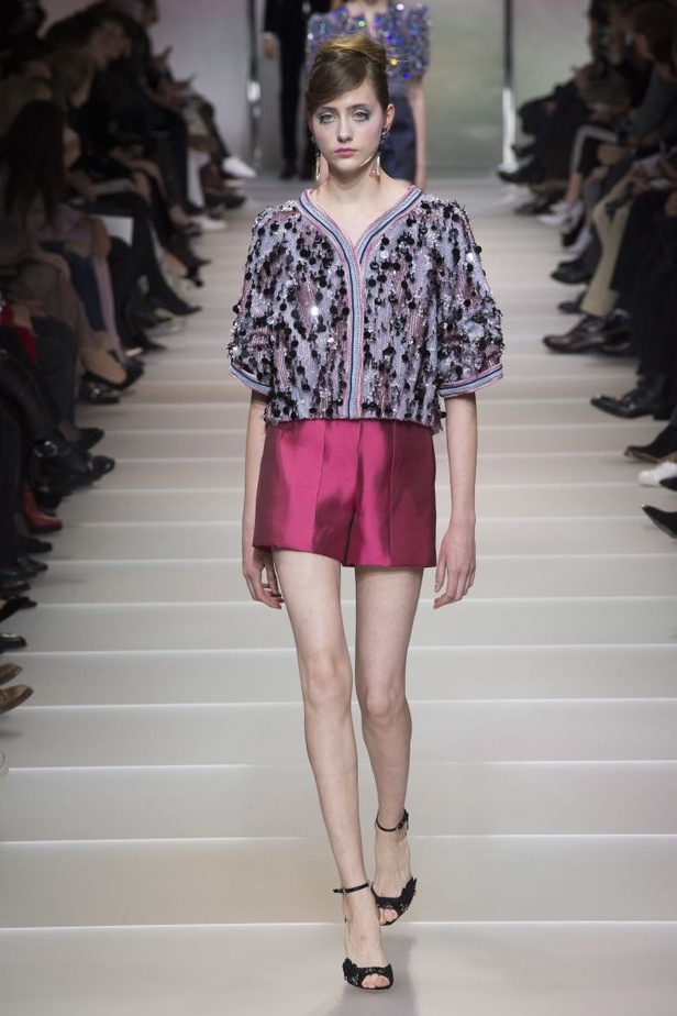 مجموعة Giorgio Armani للهوت كوتور لربيع وصيف 2018