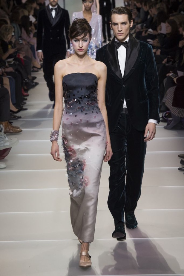 مجموعة Giorgio Armani للهوت كوتور لربيع وصيف 2018