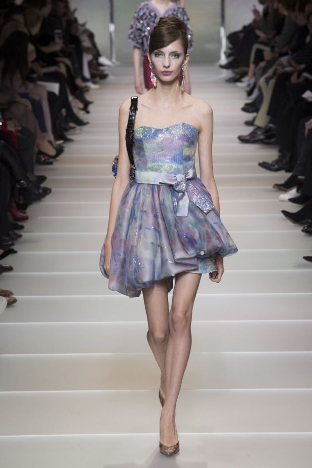 مجموعة Giorgio Armani للهوت كوتور لربيع وصيف 2018