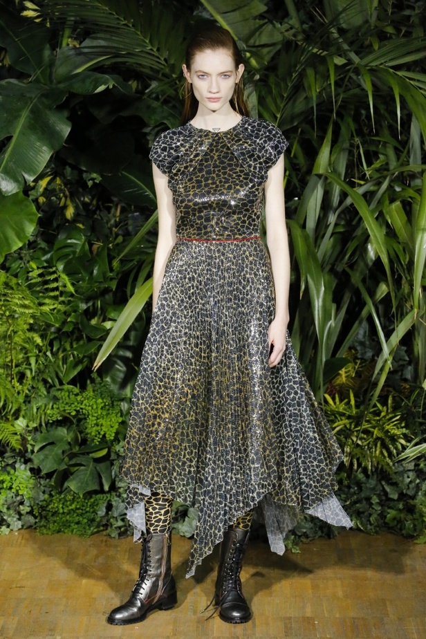 عرض أزياء Vionnet لخريف وشتاء ٢٠١٨ !