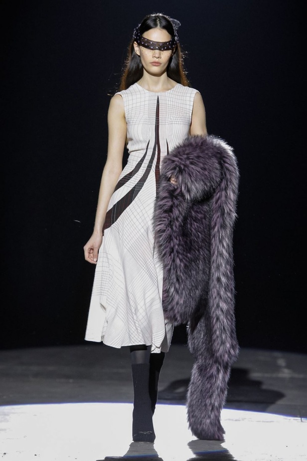 عرض أزياء ‏Marco de Vincenzo‏ لخريف وشتاء 2019‏