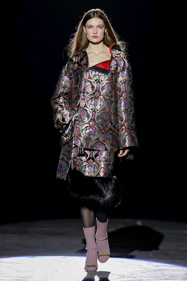 عرض أزياء ‏Marco de Vincenzo‏ لخريف وشتاء 2019‏