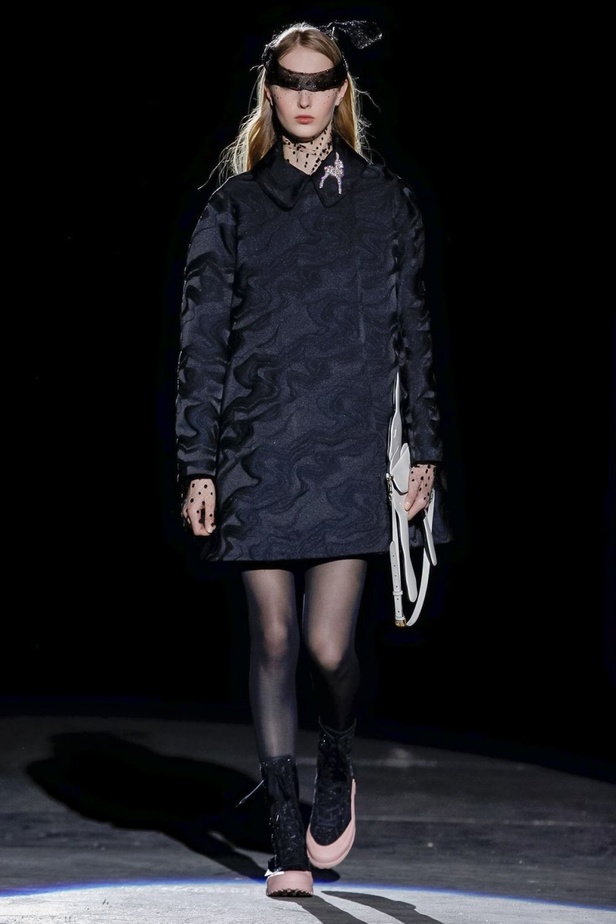 عرض أزياء ‏Marco de Vincenzo‏ لخريف وشتاء 2019‏