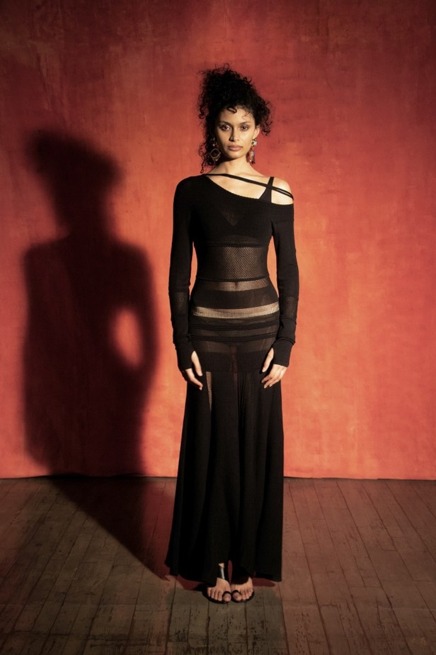 عرض أزياء OSMAN لخريف وشتاء 2021 ضمن أسبوع الموضة في لندن