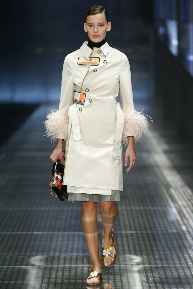 مجموعة Prada  لربيع وصيف 2017