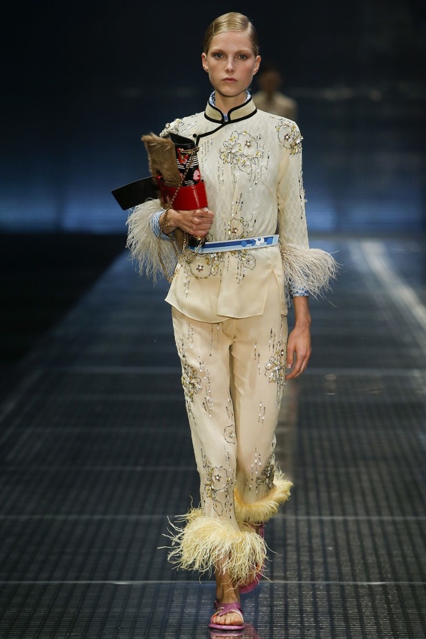 مجموعة Prada  لربيع وصيف 2017