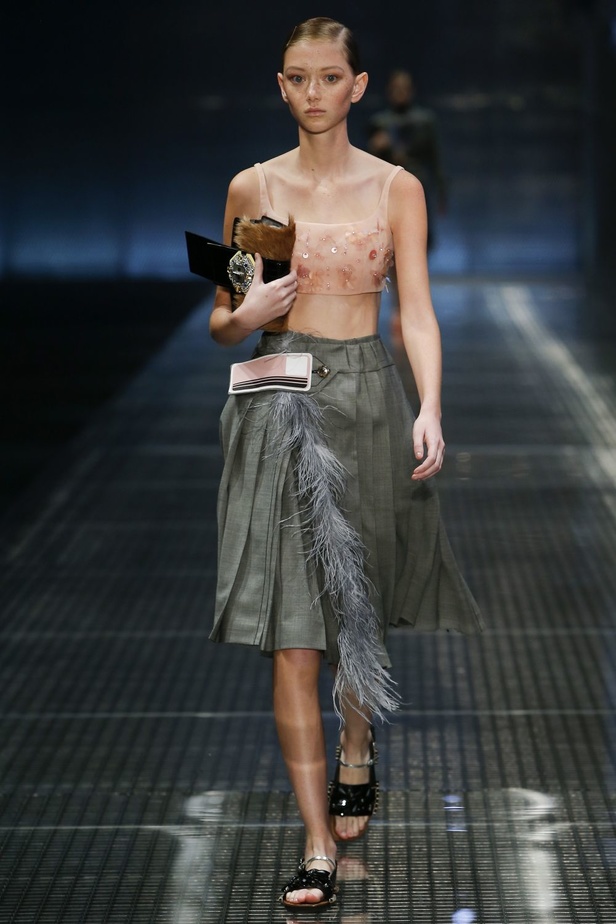 مجموعة Prada  لربيع وصيف 2017