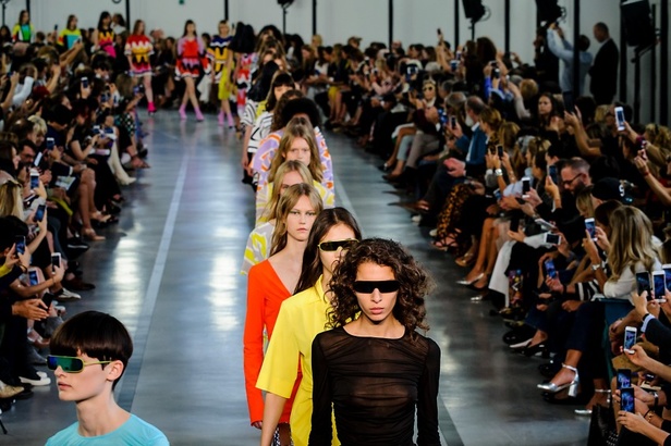 مجموعة “ايميليو بوتشي” لموسم ربيع وصيف 2017 