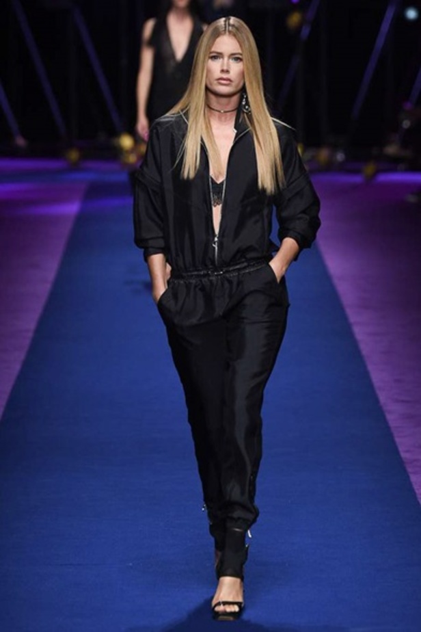 مجموعة "فيرساتشي" لموسم ربيع وصيف 2017