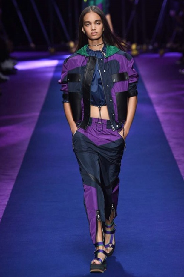 مجموعة "فيرساتشي" لموسم ربيع وصيف 2017